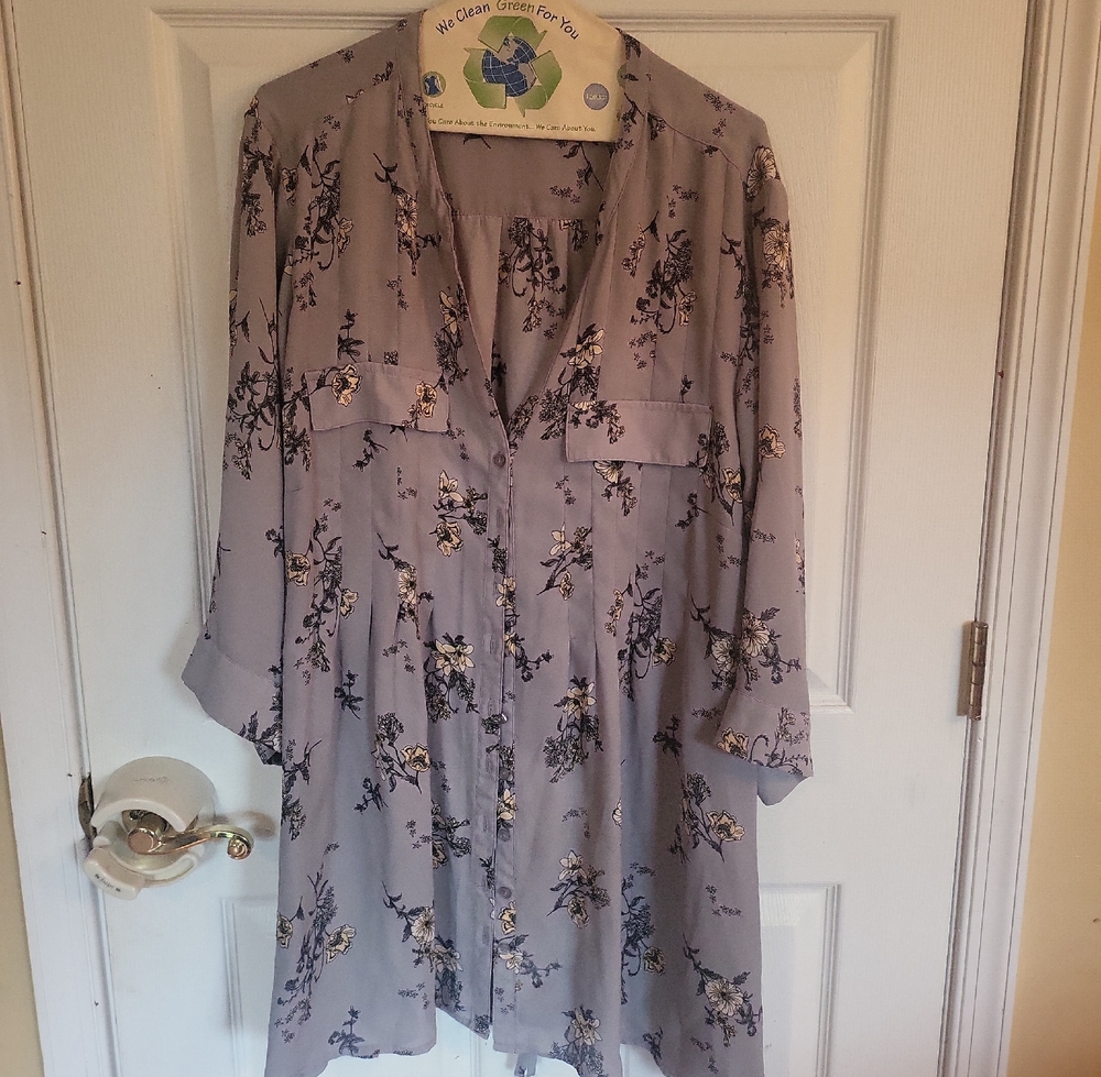 Floral Button-Up Blouse Torrid Size 4